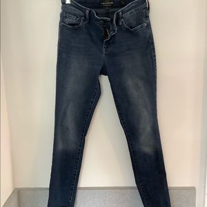 Women’s jeans